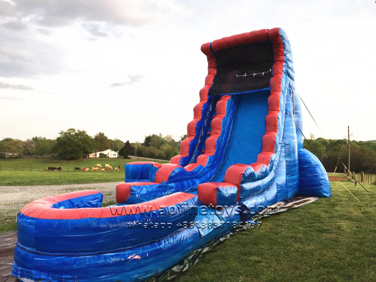 Tsunami Screamer Water Slides With Pool